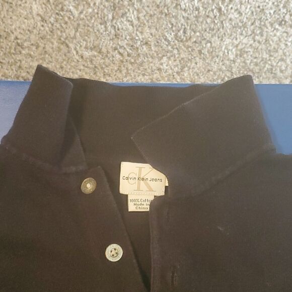 Lightweight Collared sweater - Picture 3 of 4